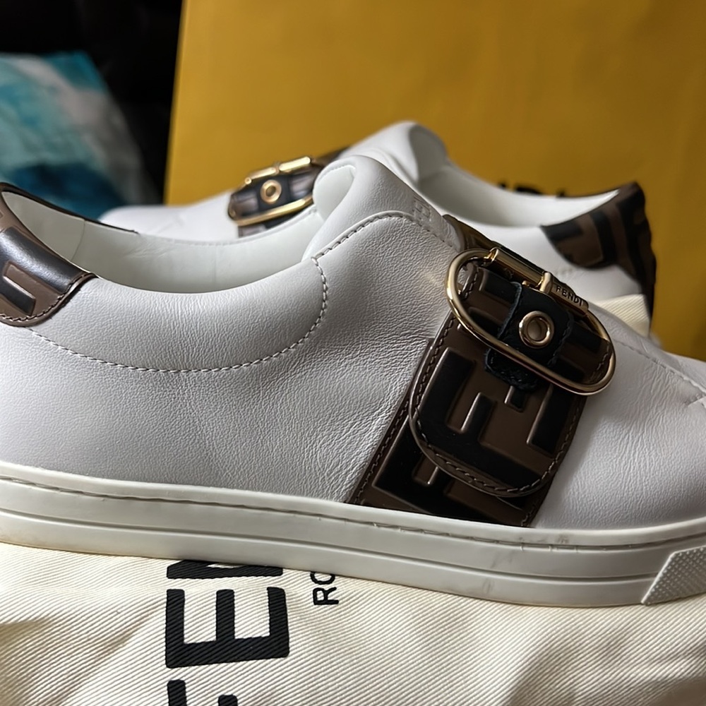 Fendi Roma - Picture 3 of 4